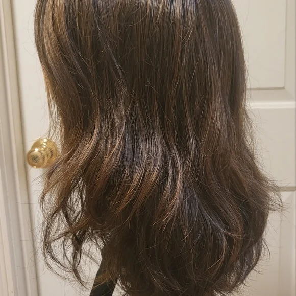 Mane Attraction Showgirl - Picture 3 of 8